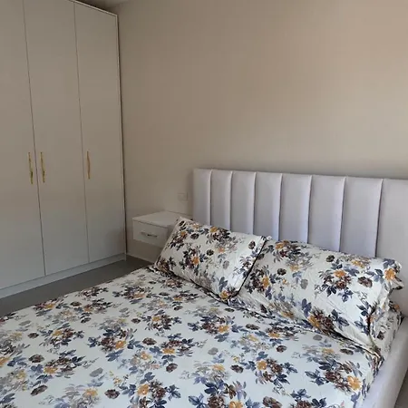 Fly Golem Apartamento Golem (Tirana)